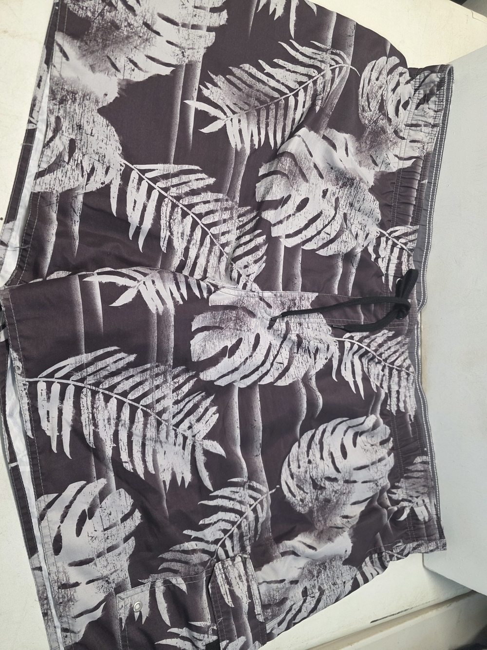 Croft & Barrow Men’s Swim Trunks 4XB Tropical Leaf Print Cargo Board Shorts